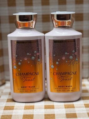 NEW B&BW Sealed (2) Champagne Toast Body Wash